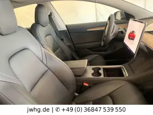 Tesla Model 3 Bild 3