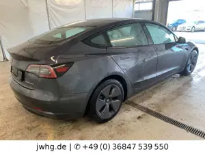 Tesla Model 3 Bild 5