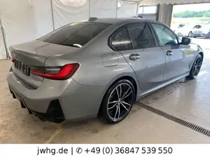 BMW 320 d xDrive M Sport 360 DrivingProf 19" HeadUp Bild 2