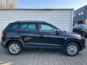 Skoda Karoq Selection 1.5 TSI Android Auto*SHZ*PDC*Klimaauto*S Bild 3