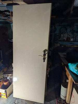 Türblatt, Vollholz, lackiert mit Beschlag, Schloss, Schlüssel