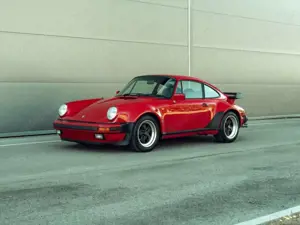 Porsche 930