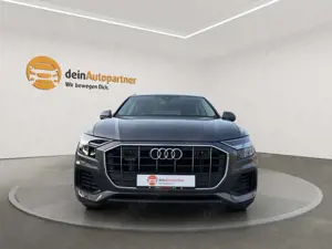 Audi Q8 55 TFSI e quattro Luftfed/AHK/ACC/RFK/NAVI/LEDER/L Bild 2