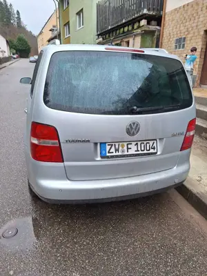Volkswagen Touran 2.0 FSI Trendline Bild 4
