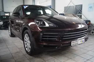 Porsche Cayenne 3.0 *Leder*AHK*PDC*SH*NAVI* Bild 3
