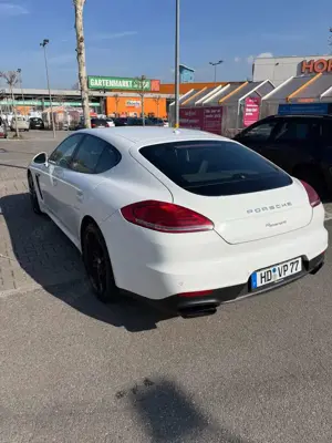 Porsche Panamera Bild 4
