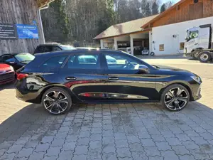 CUPRA Leon Sportstourer e-Hybrid Bild 5
