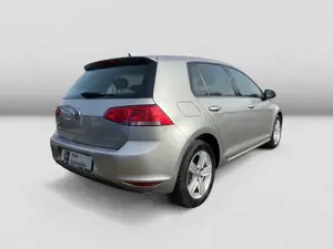 Volkswagen Golf VII Comfortline 1.2TSI Navi PDC Climatr Sit Bild 4