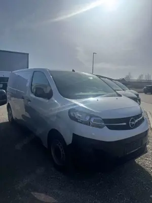 Opel Vivaro Kasten -e Basis M Bild 2