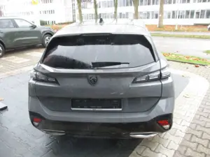 Peugeot 308 SW Hybrid 136e-DSC6 Allure Bild 4