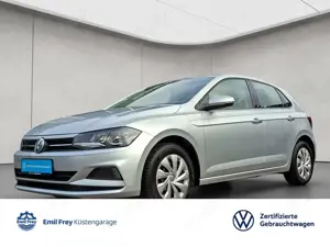 Volkswagen Polo 1.0 Comfortline KLIMA NAVI GJR