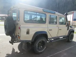 Land Rover Defender Bild 3