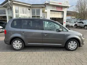 Volkswagen Touran 1.4 TSI Life *7-Sitzer*Panorama*Navi* Bild 3