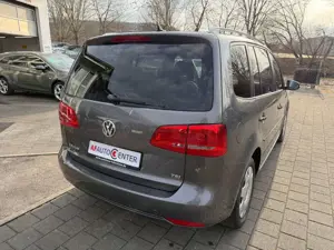 Volkswagen Touran 1.4 TSI Life *7-Sitzer*Panorama*Navi* Bild 4