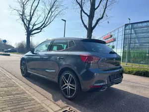 SEAT Ibiza 1.0 TGI FR LED/T-Leder/Kamera/ACC/Carplay Bild 3