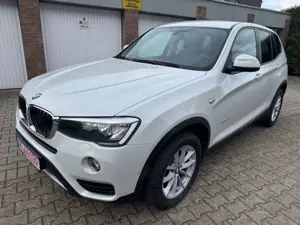BMW X3 xDrive 20 i-Navi-PDC-Tempomat-AHK-36tkm