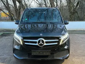 Mercedes-Benz V 300 d Avantgarde extralang *2x E-Tür**8-Sitzer* Bild 3