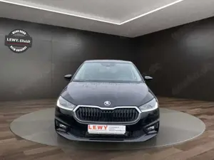 Skoda Fabia 1.0 TSI DSG Tour+ACC+FAHRPROFILAUSWAHL+ Bild 2