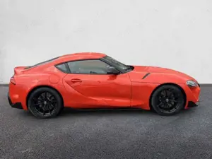 Toyota Supra GR 3.0 GT4 100th Edition Tribute Bild 4