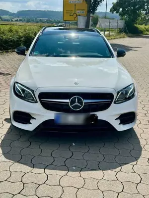 Mercedes-Benz E 400 E 400 d 4Matic (213.223)