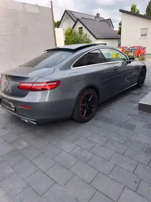 Mercedes-Benz E 220 d Coupe 9G-TRONIC Avantgarde Bild 5