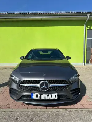 Mercedes-Benz A 200 A 200 d AMG Limousine