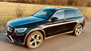 Mercedes-Benz GLC 250 GLC 250 d AHK StHz TotW SitzMem Headup Distro Kam