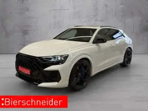 Audi RS Q8 performance 305KM H HD MATRIX 23 BO PANO AHK LUFT