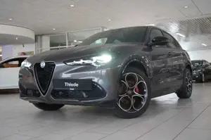 Alfa Romeo Stelvio 2.2D VELOCE Q4 NAVI/LED/KAMERA/MATRIX/SH Bild 3