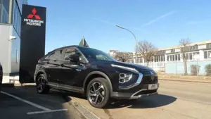 Mitsubishi Eclipse Cross Plug-in Hybrid + Intro Edition