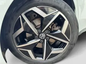 Volkswagen ID.3 Pro Performance Wärmepumpe LED Navi ACC CAM Bild 5