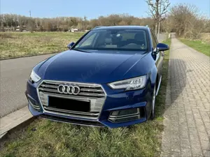 Audi A4 Avant 2.0 TDI - S Line