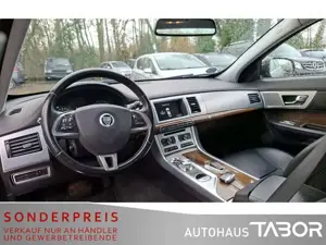 Jaguar XF 3.0 D V6 Aut. Navi Kamera PDC LM Keyless LM Bild 5