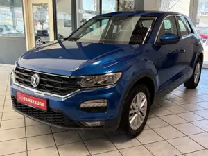 Volkswagen T-Roc Basis TÜV NEU / Apple Car / Allwetterreife Bild 4