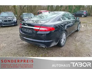 Jaguar XF 3.0 D V6 Aut. Navi Kamera PDC LM Keyless LM Bild 4