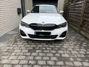 BMW 330 Touring 330e M xDrive Aut. M Sport Head-Up