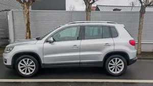 Volkswagen Tiguan 2.0 TDI/Panorama/Leder/150PS/I-Hand