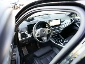 BMW X5 xDrive40d M-Sport 7-Seat ACC 2-A-Luft StdHz ACC Bild 4
