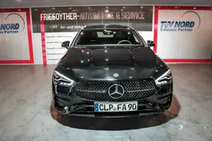 Mercedes-Benz CLA 180 AMG line Panorama Night Distronic 360 Bild 4