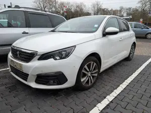 Peugeot 308 Bild 2