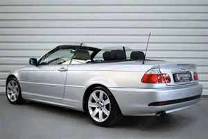 BMW 320 Ci Cabrio+Nur.54.800km+Sitzheizung+Memory Bild 2