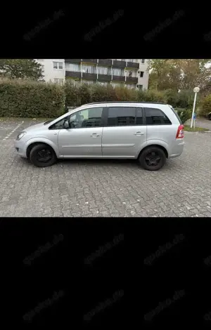 Opel Zafira Family