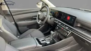 Hyundai TUCSON IV 1,6 T-GDI DCT Style Alu KA LED Link NAV NBA Bild 5