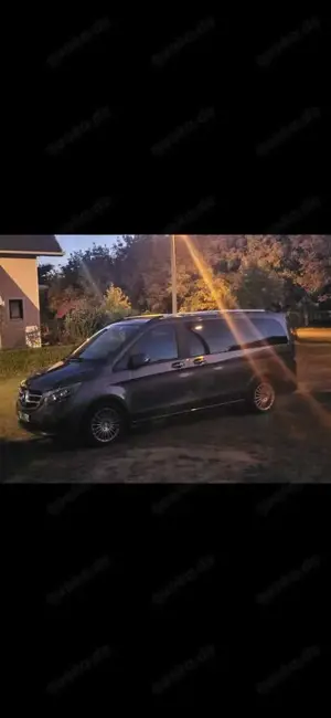 Mercedes-Benz V 220 V 220 d lang 4Matic 7G-TRONIC Exclusive