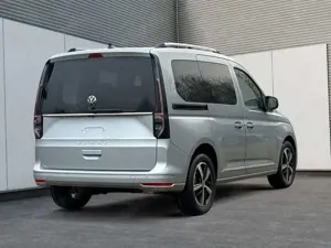 Volkswagen Caddy Style AHK+NAVI+KAMERA+LED+WINTERPAKET 1.5 TSI 8... Bild 3