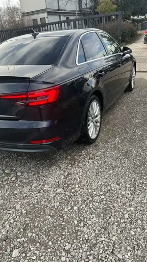Audi A4 2.0 TDI ultra S tronic sport Bild 4