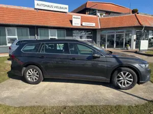 Volkswagen Passat Variant Business 2,0 TDI DSG -AHK-Vituell