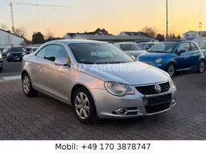 Volkswagen Eos 2.0 Cabrio Panorama*PDC*NAVI*Leder*2HAND Bild 3