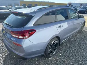 Hyundai i30 Kombi PREMIUM DCT N-LINE SHZ NAVI RFK 1.6 T-GDi... Bild 4