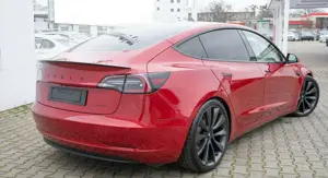Tesla Model 3 Bild 3